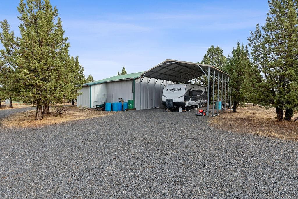 Photo of 4763 SE Jerry Drive 30 of 42