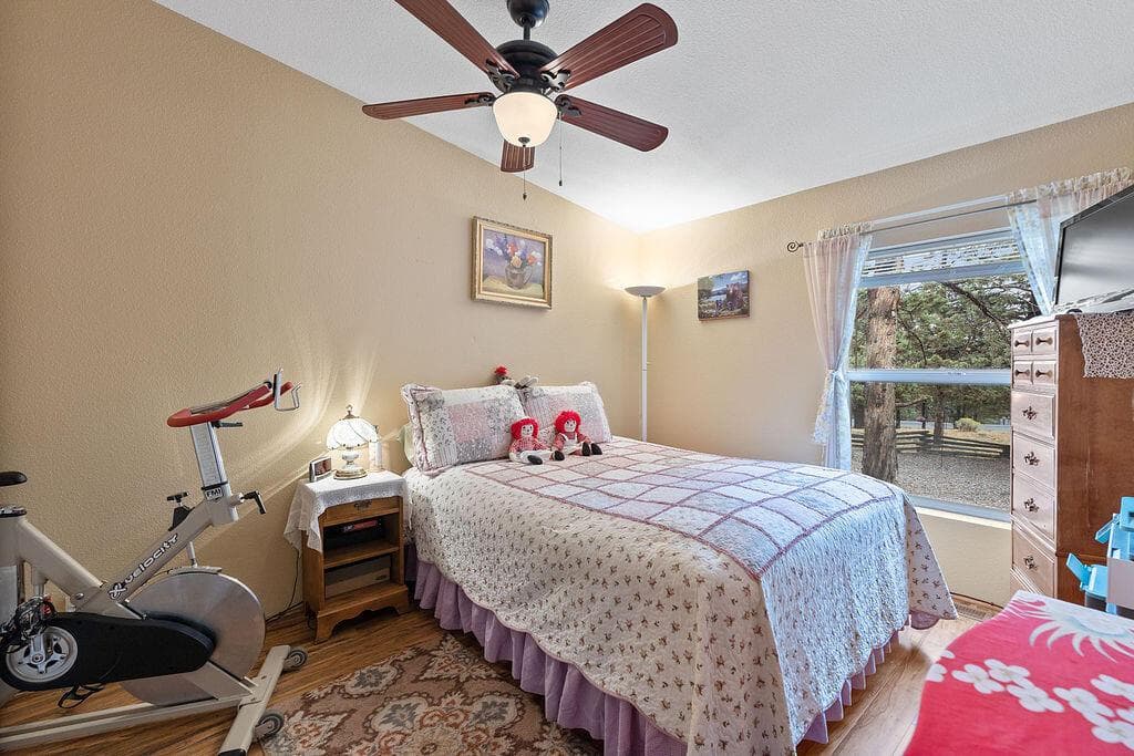 Photo of 4763 SE Jerry Drive 17 of 42