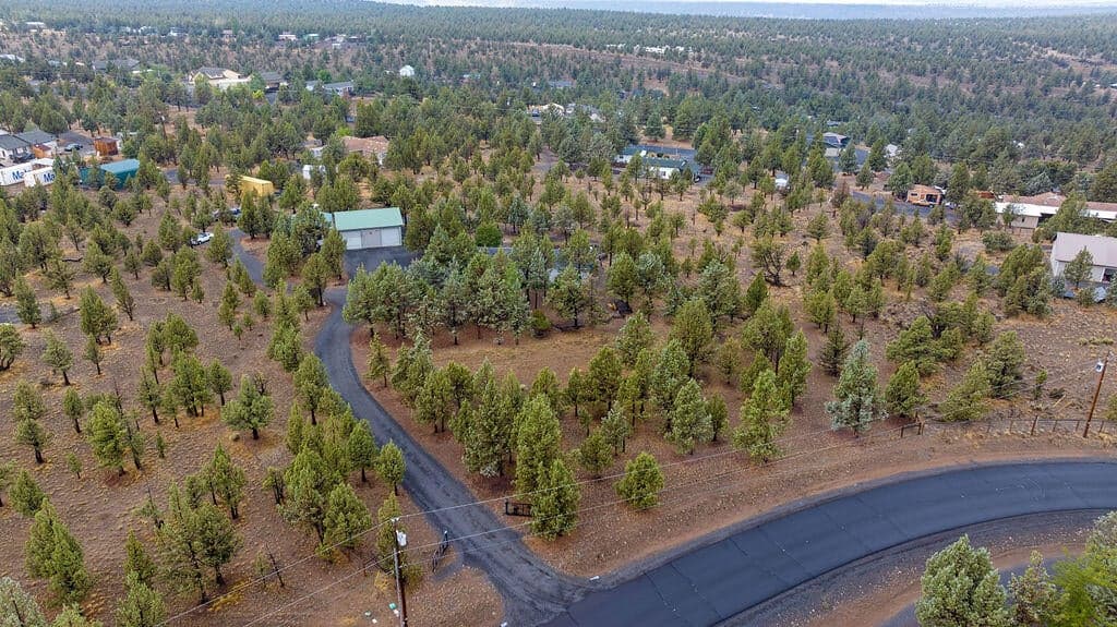 Photo of 4763 SE Jerry Drive 32 of 42
