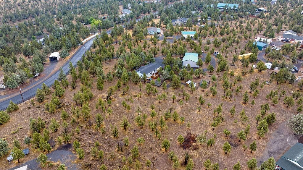 Photo of 4763 SE Jerry Drive 35 of 42