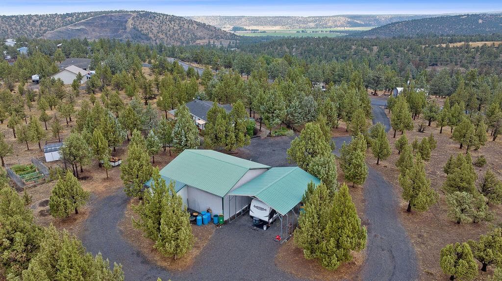 Photo of 4763 SE Jerry Drive 31 of 42