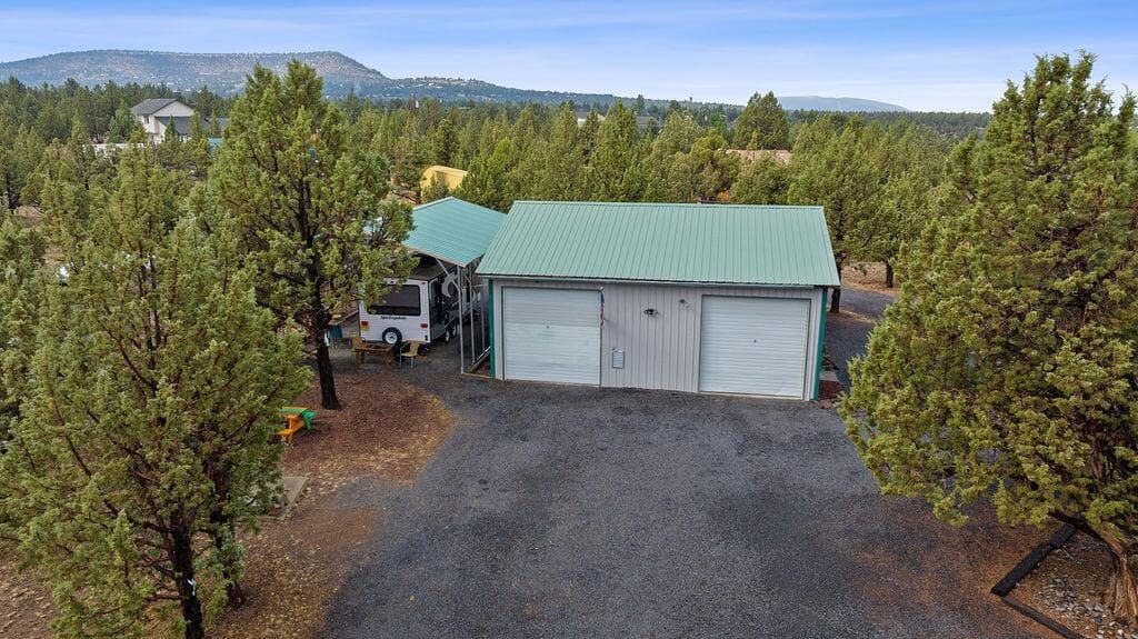 Photo of 4763 SE Jerry Drive 25 of 42