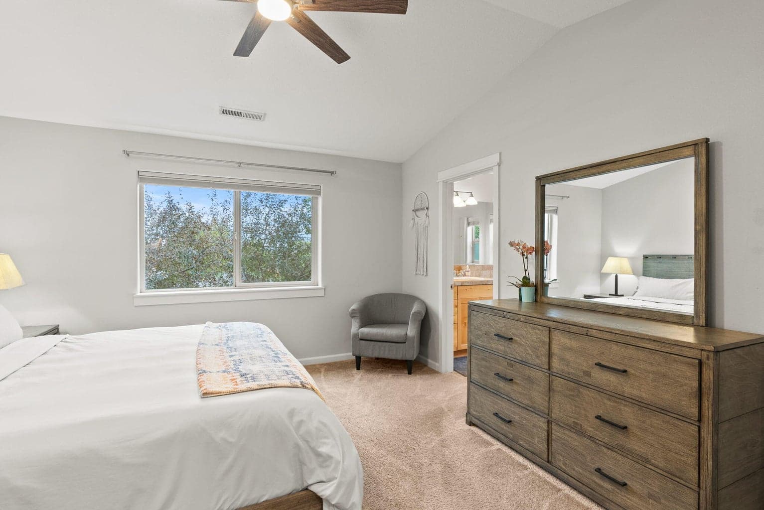 Photo of 61228 Dayspring Drive 14 of 49