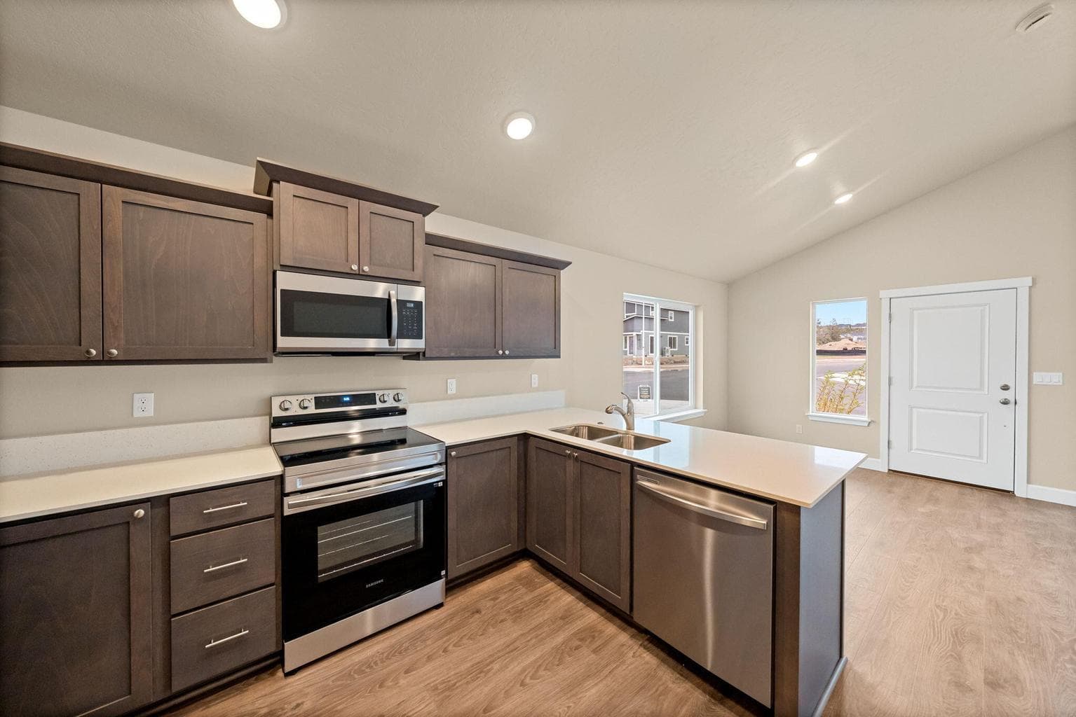 Photo of 4103 SW Obsidian Place 20 of 41