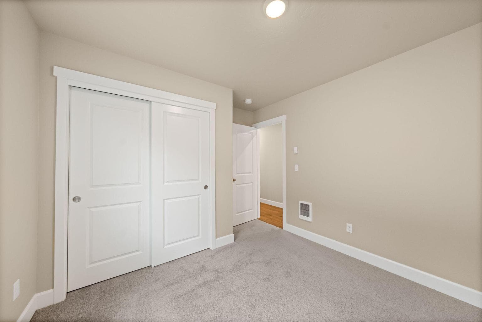 Photo of 4103 SW Obsidian Place 27 of 41