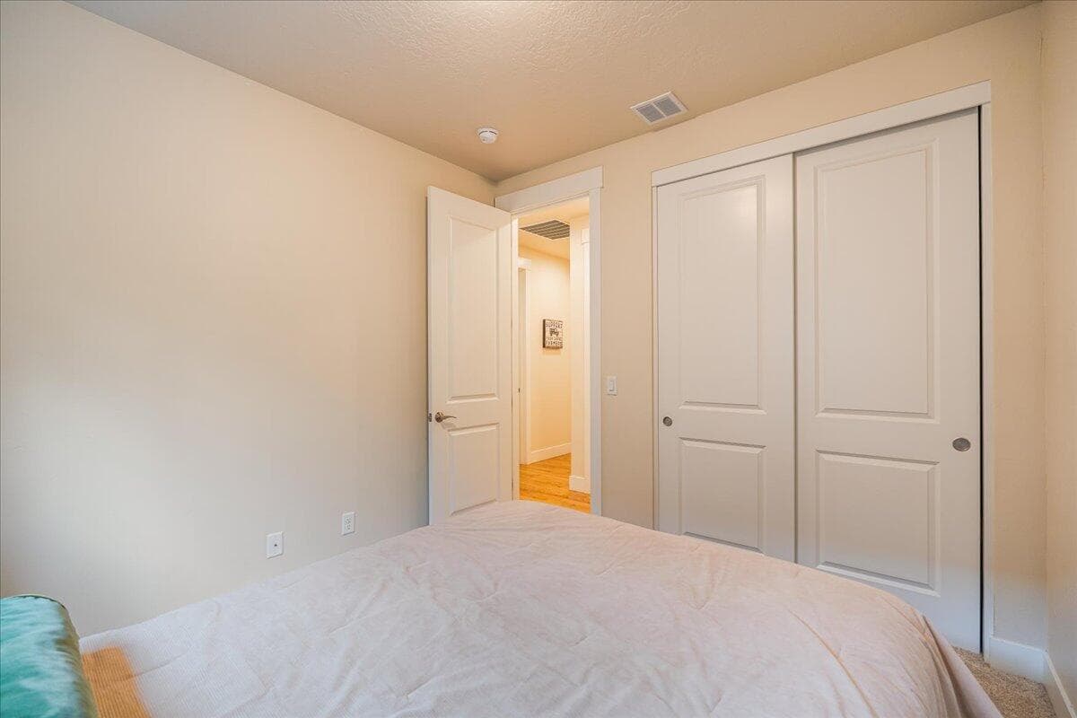 Photo of 20033 SW Millcrest Place 22 of 30