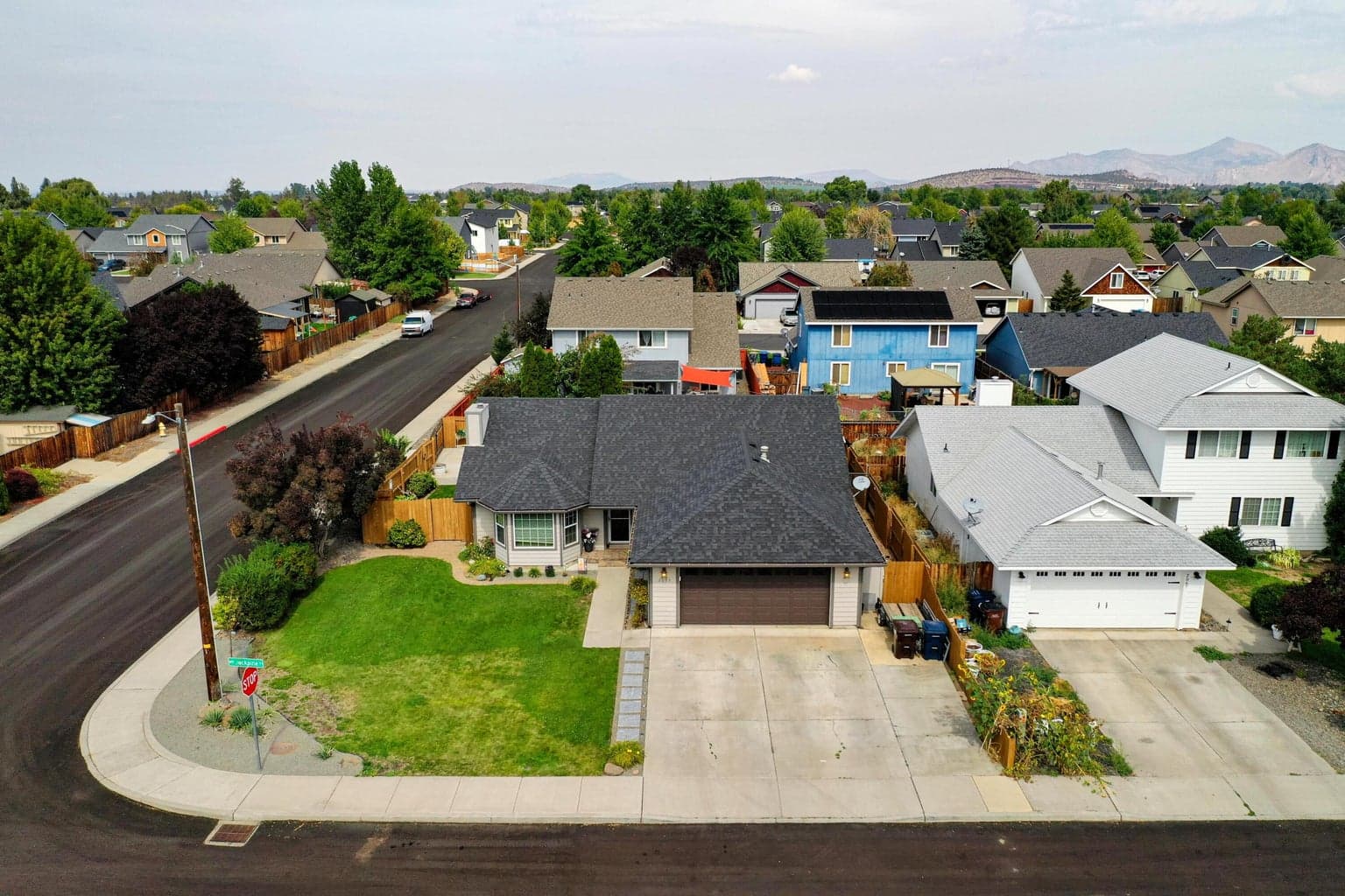 Photo of 2095 NW Jackpine Place 42 of 43