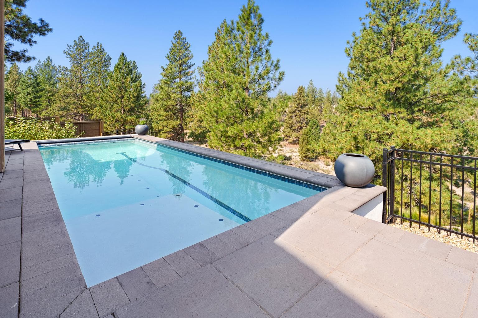 Photo of 3018 NW Tharp Avenue 45 of 54