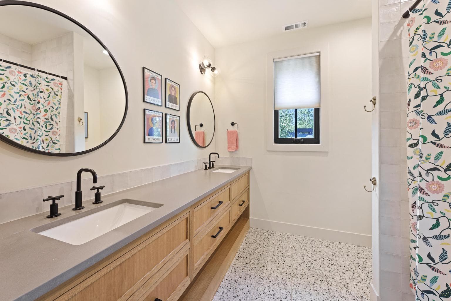 Photo of 3018 NW Tharp Avenue 39 of 54