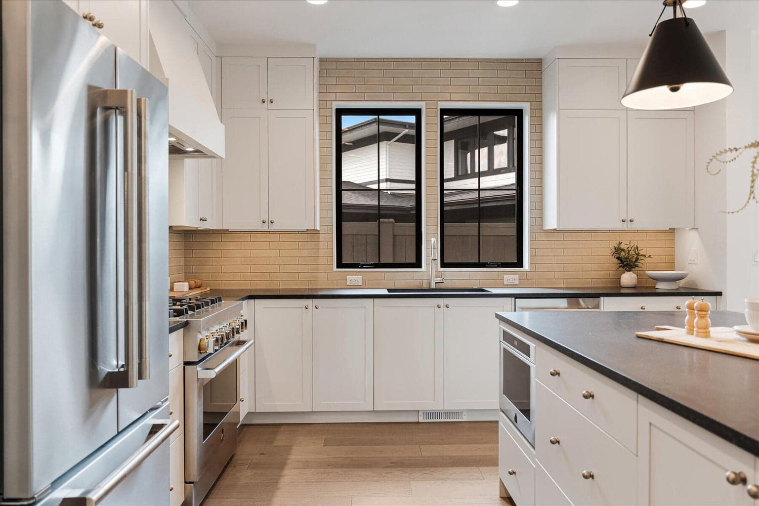 Photo of 2631 NW Waymaker Court 11 of 48