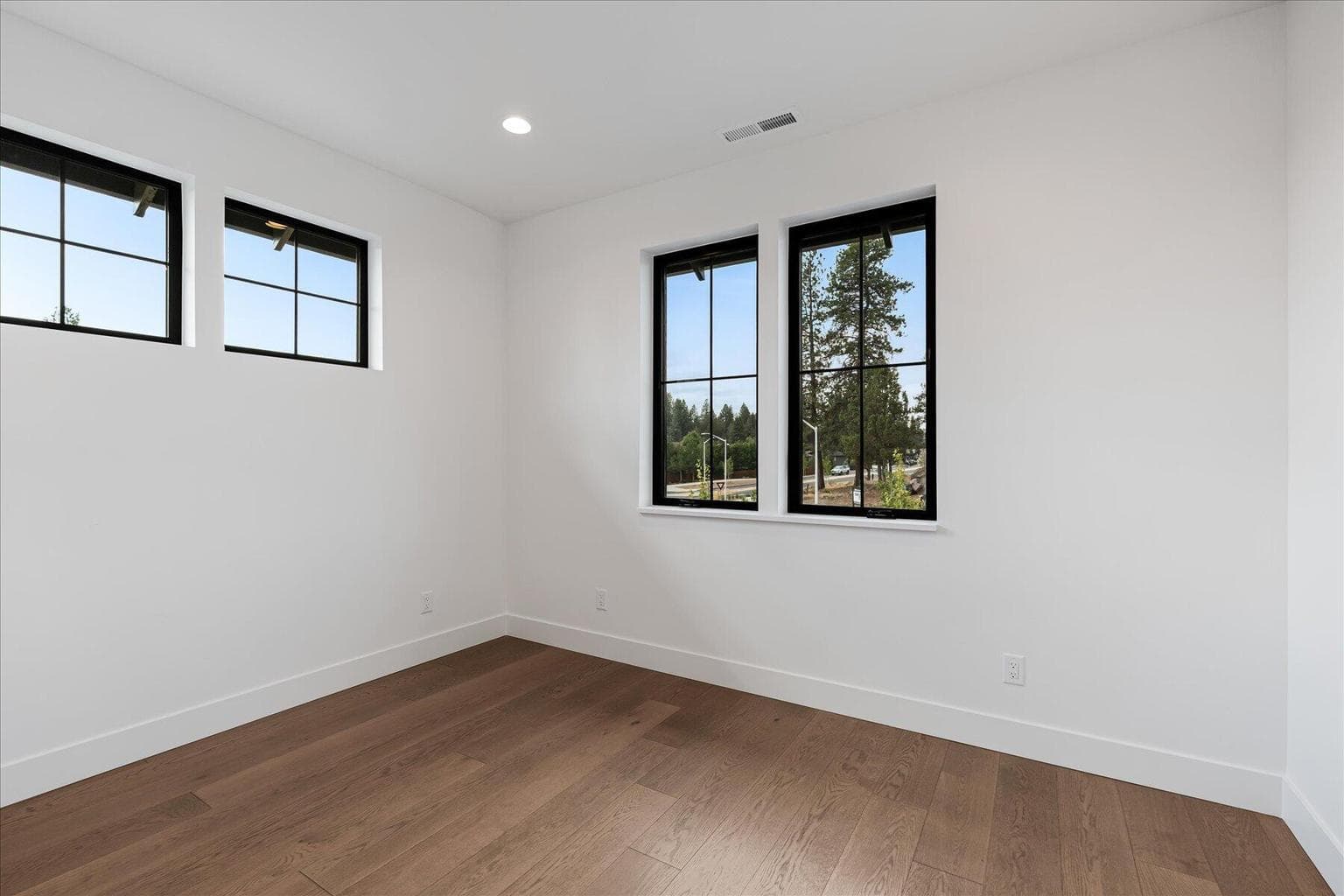 Photo of 2631 NW Waymaker Court 29 of 48