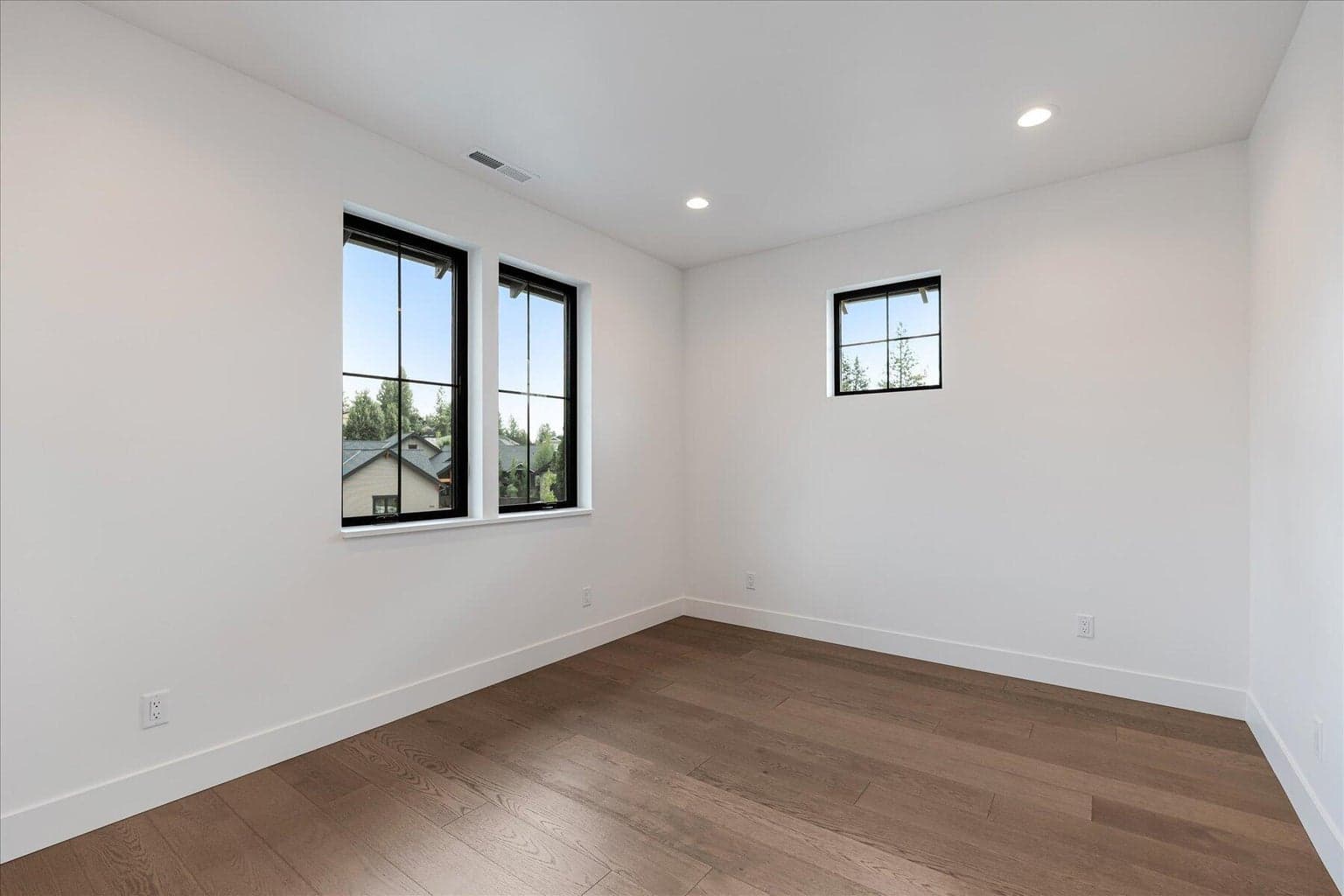 Photo of 2631 NW Waymaker Court 31 of 48