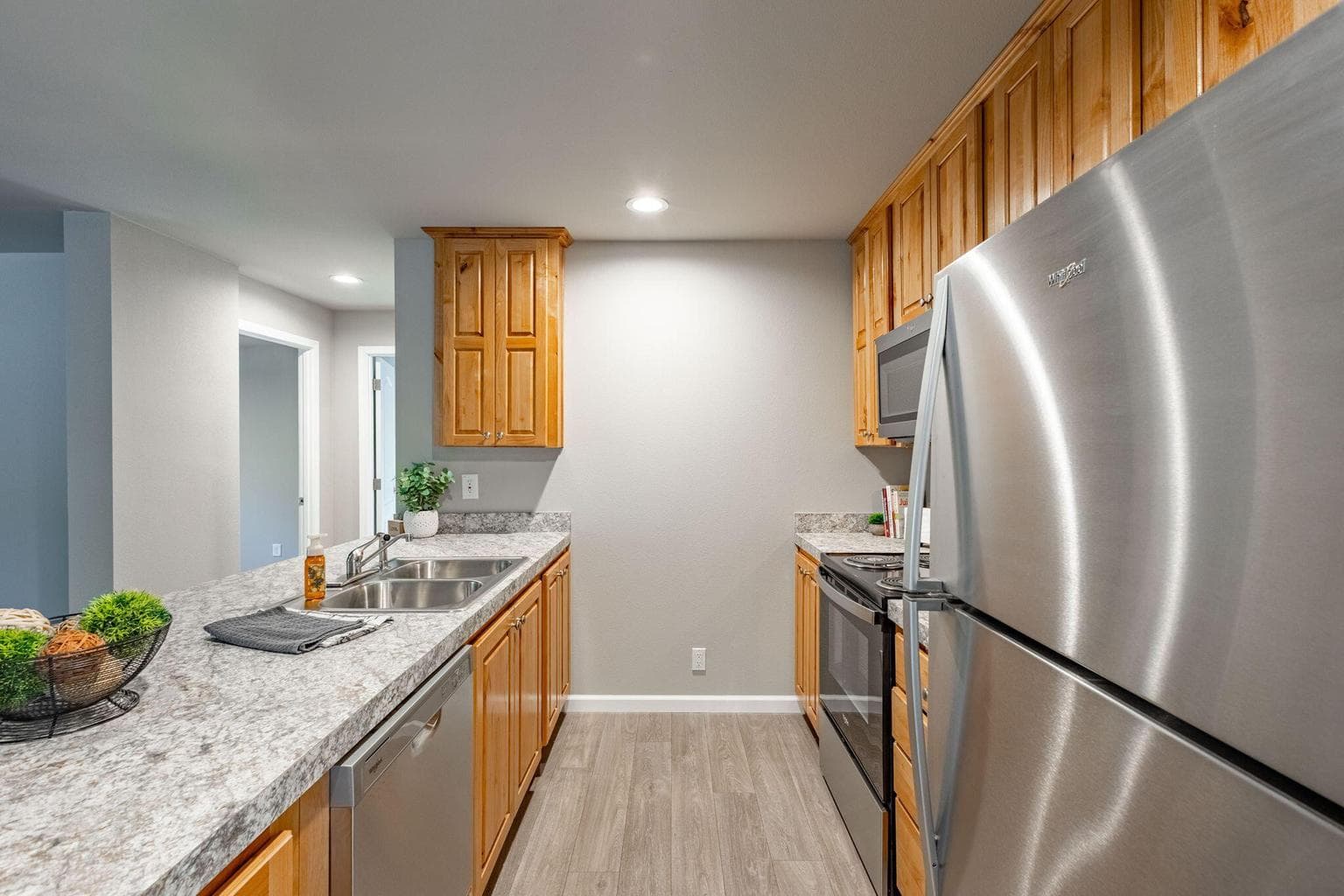 Photo of 15387 Bear Street 8 of 31