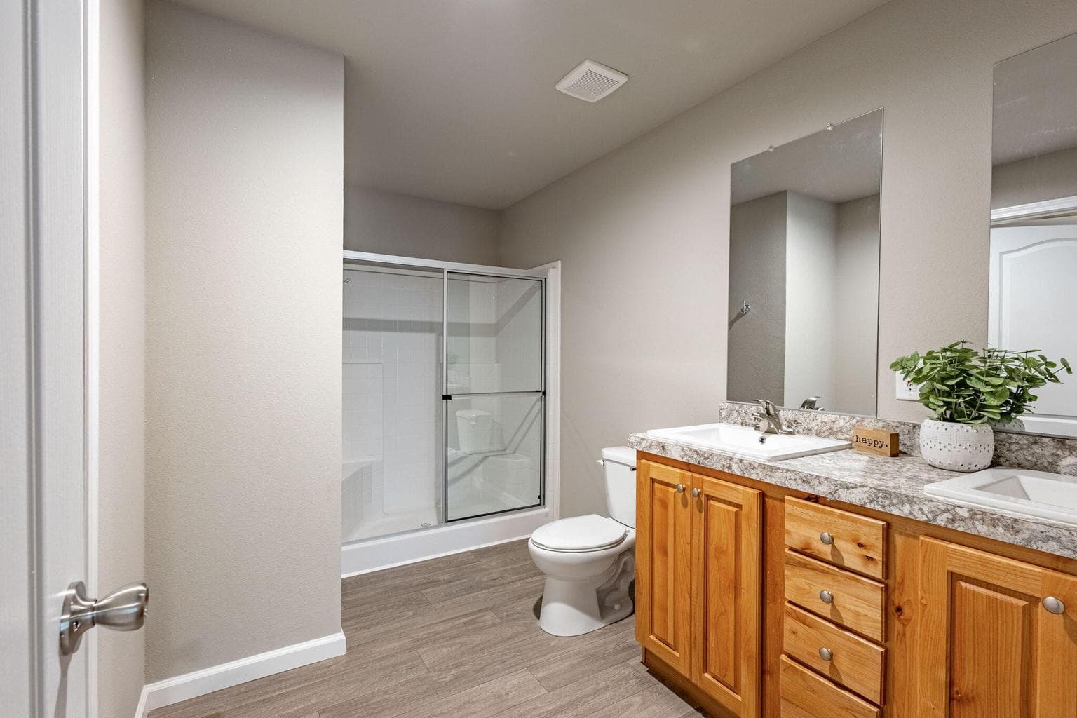 Photo of 15387 Bear Street 14 of 31