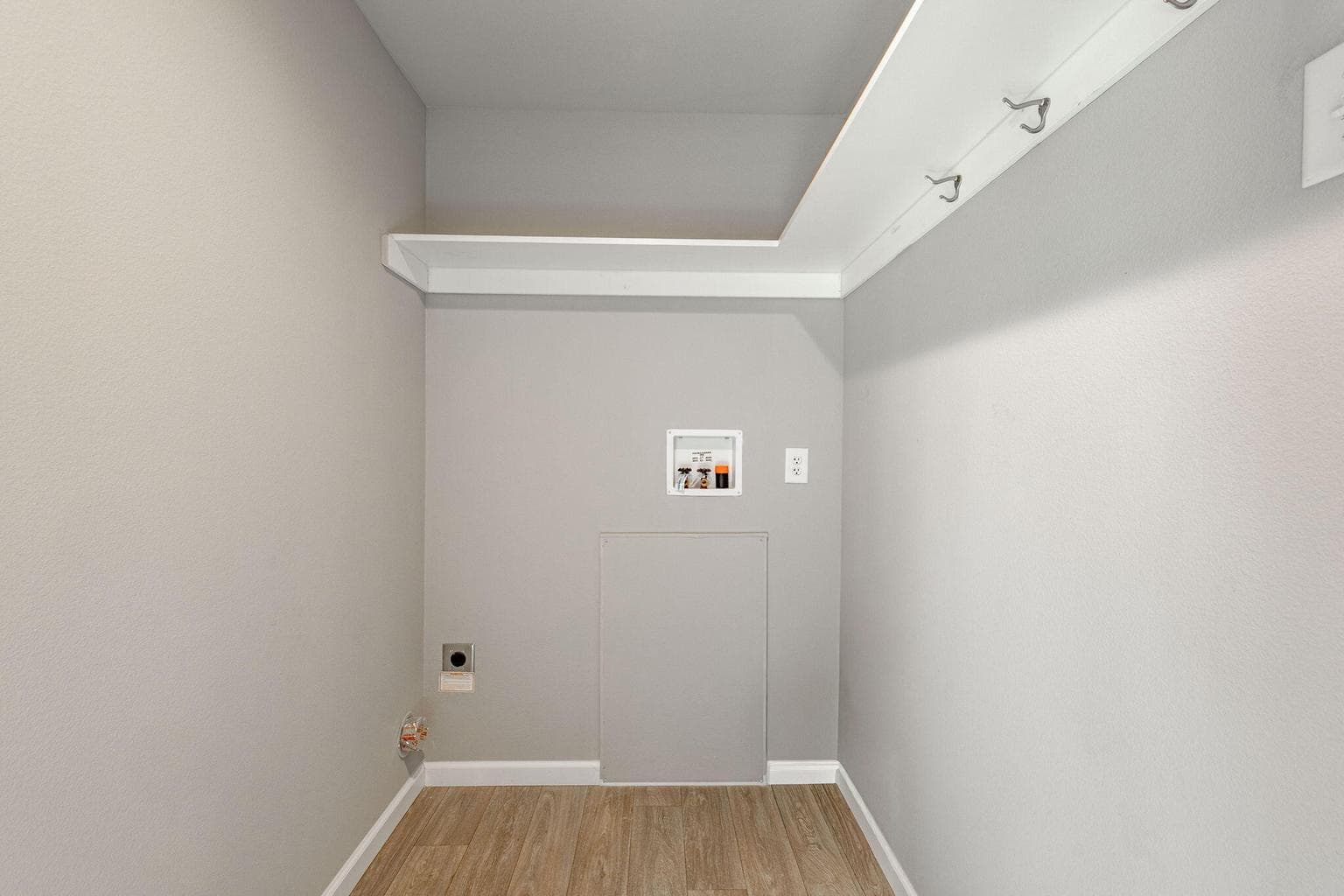 Photo of 15387 Bear Street 21 of 31