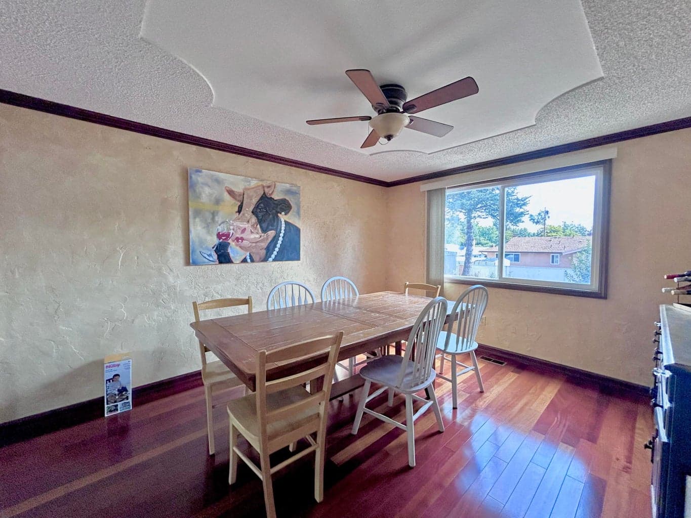 Photo of 2435 Lindley St 5 of 64