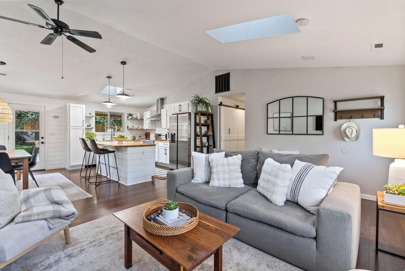 Photo of 62837 Cephus Court 9 of 46