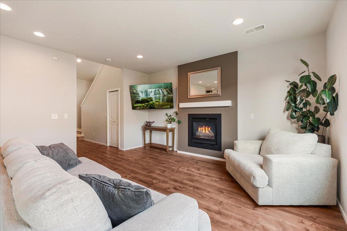 Photo of 20532 SE Evian Avenue 7 of 24