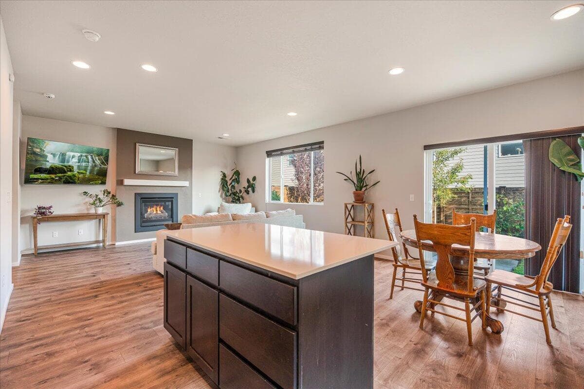 Photo of 20532 SE Evian Avenue 11 of 24