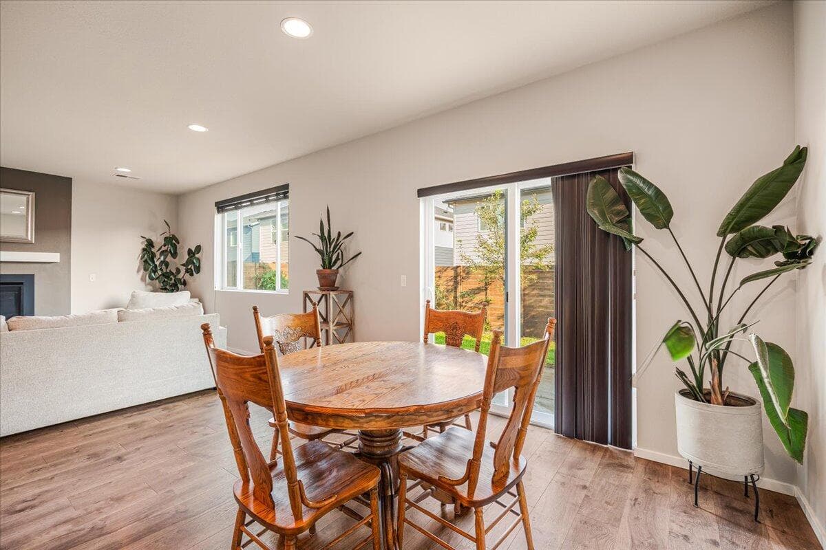 Photo of 20532 SE Evian Avenue 13 of 24