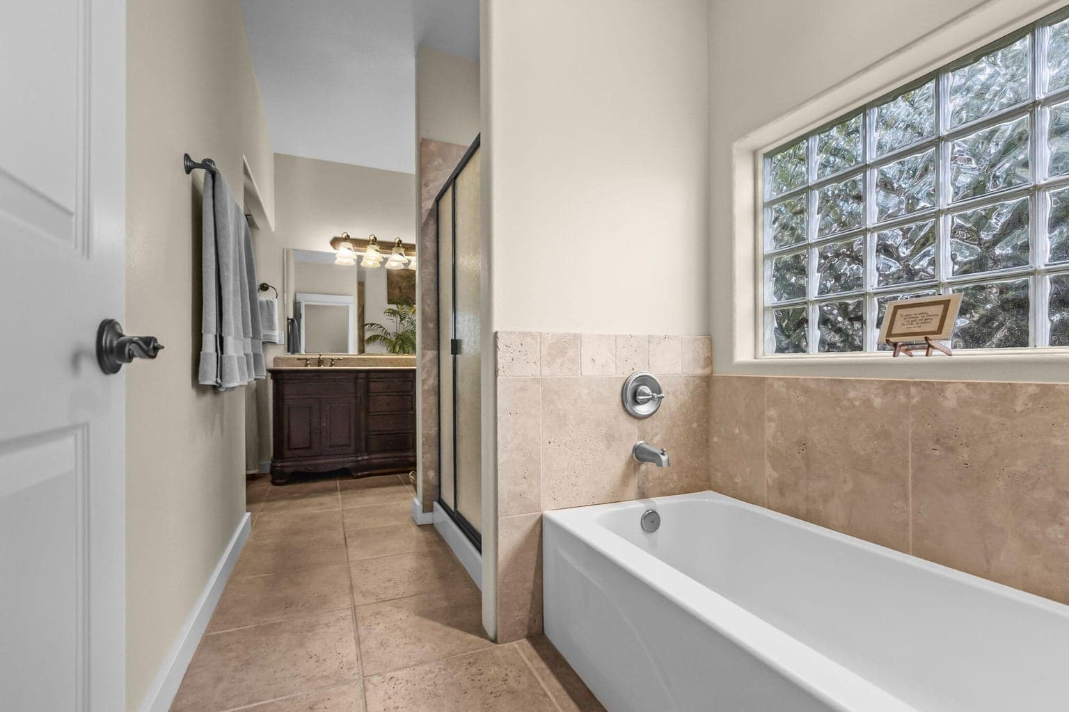 Photo of 1465 NW 19th Court 14 of 23