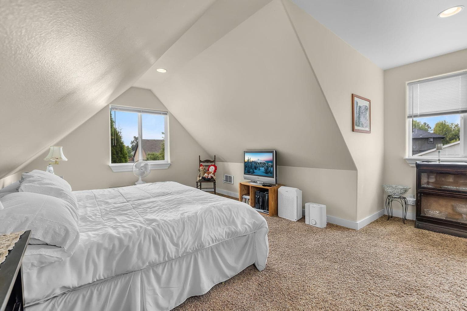 Photo of 1465 NW 19th Court 18 of 23