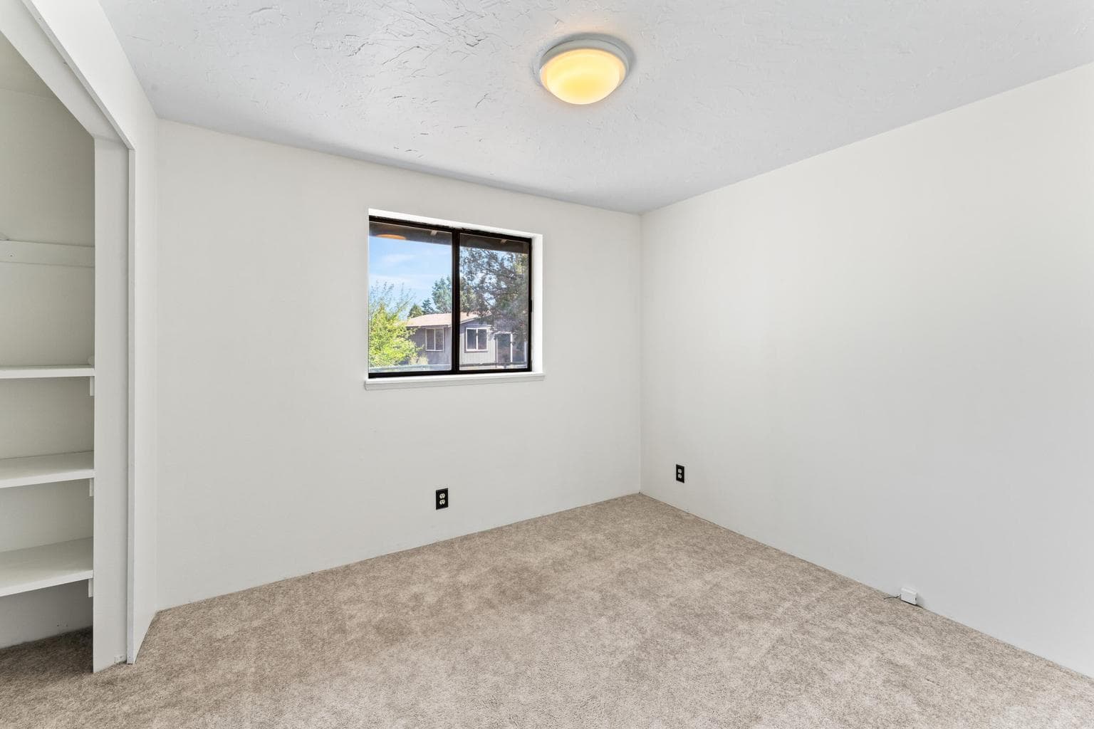 Guest Bedroom 1