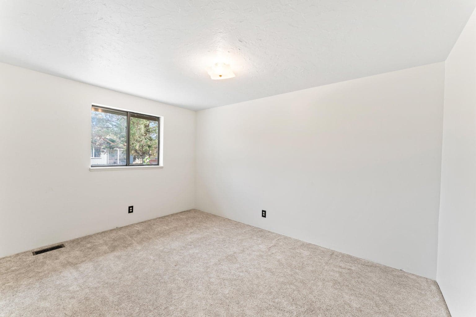 Guest Bedroom 2
