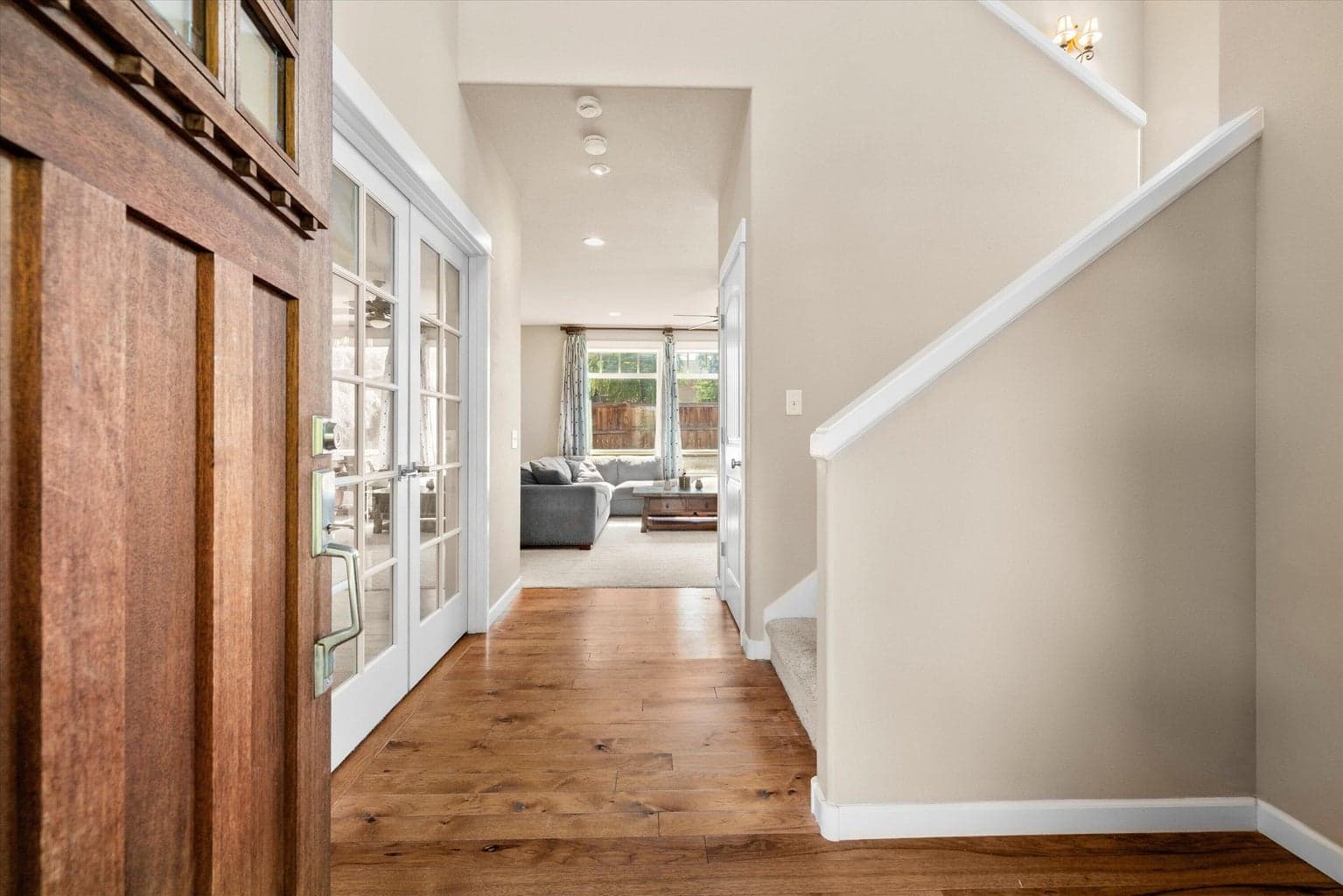 Photo of 20663 NE Sierra Drive 7 of 42