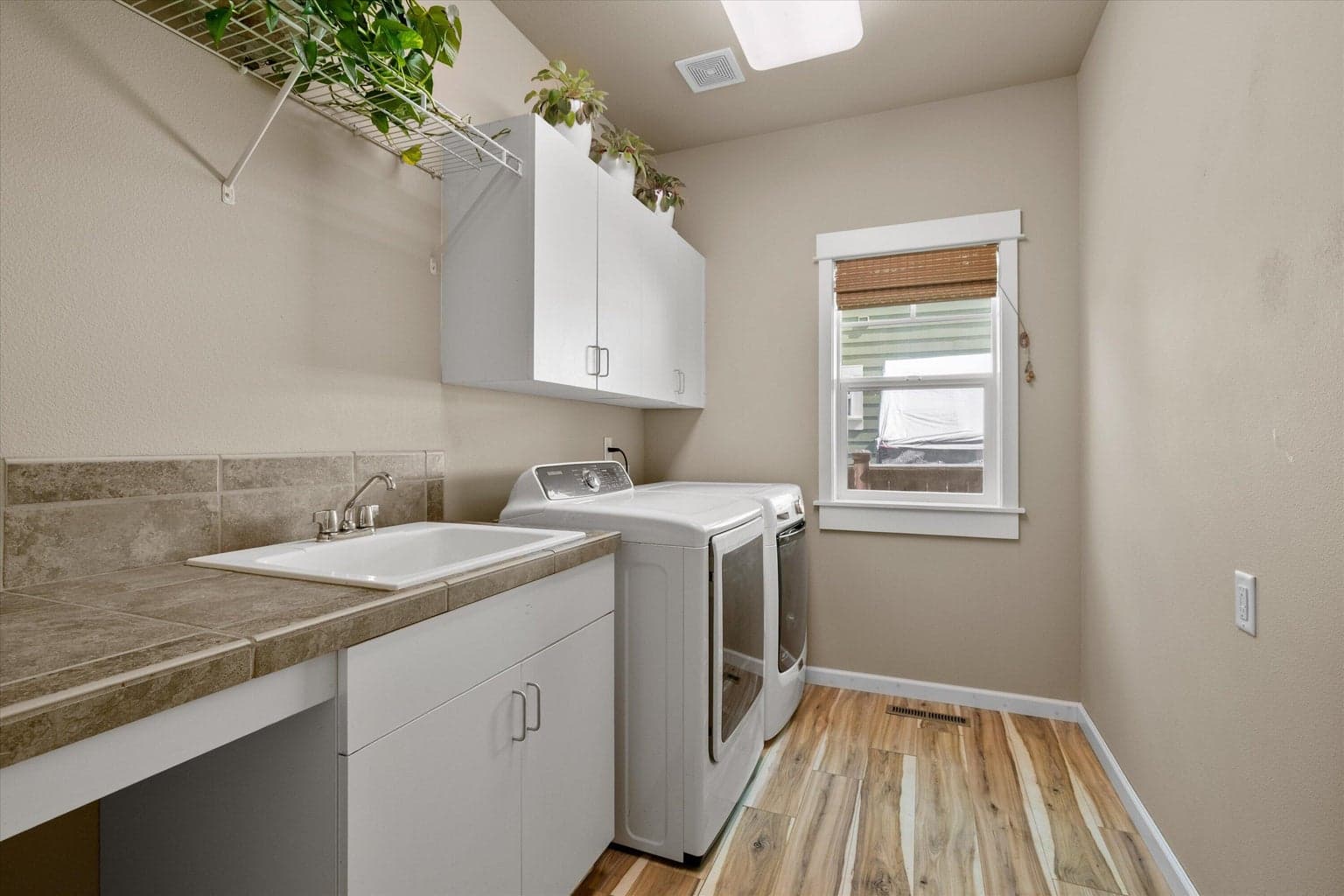 Photo of 20663 NE Sierra Drive 20 of 42