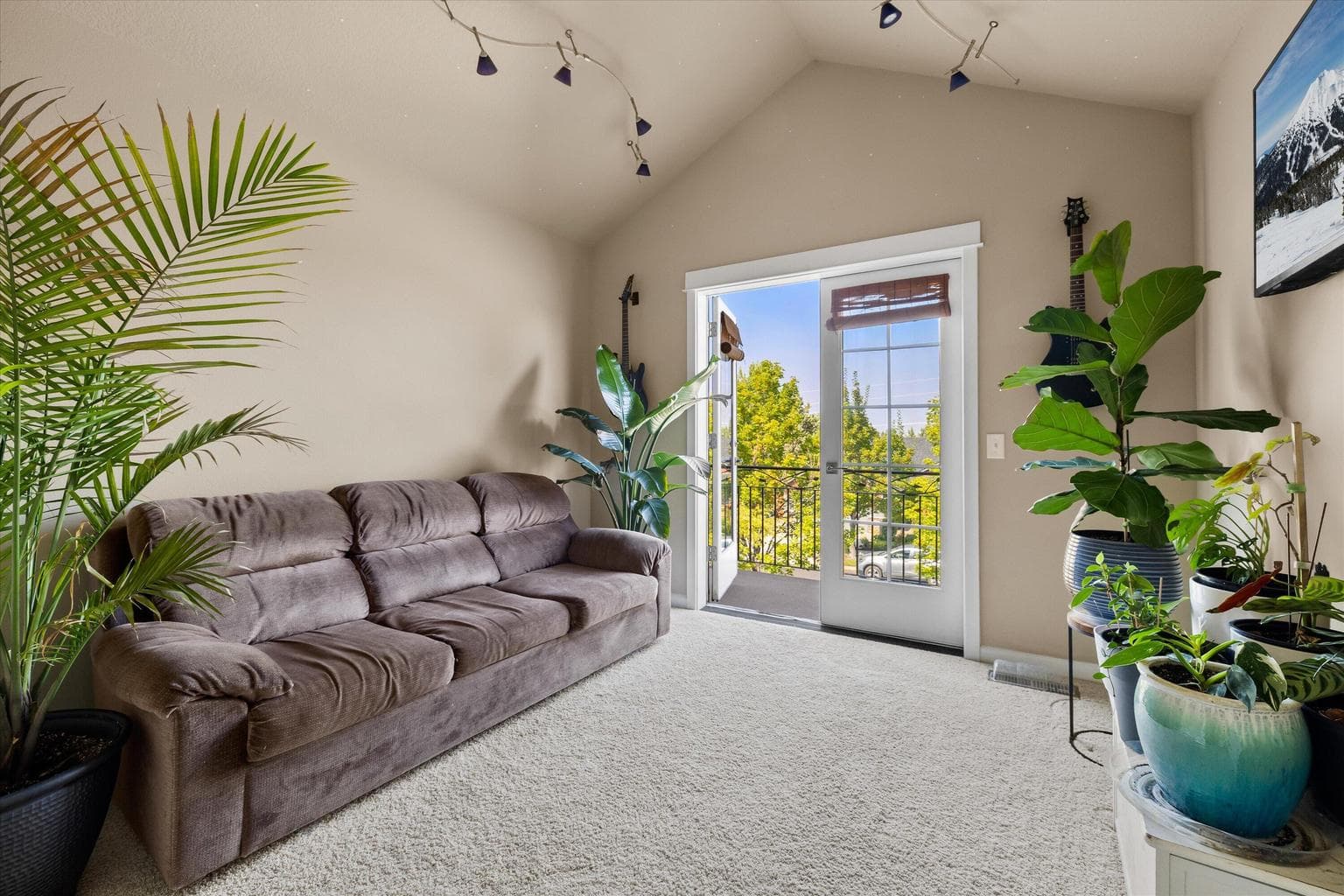Photo of 20663 NE Sierra Drive 30 of 42