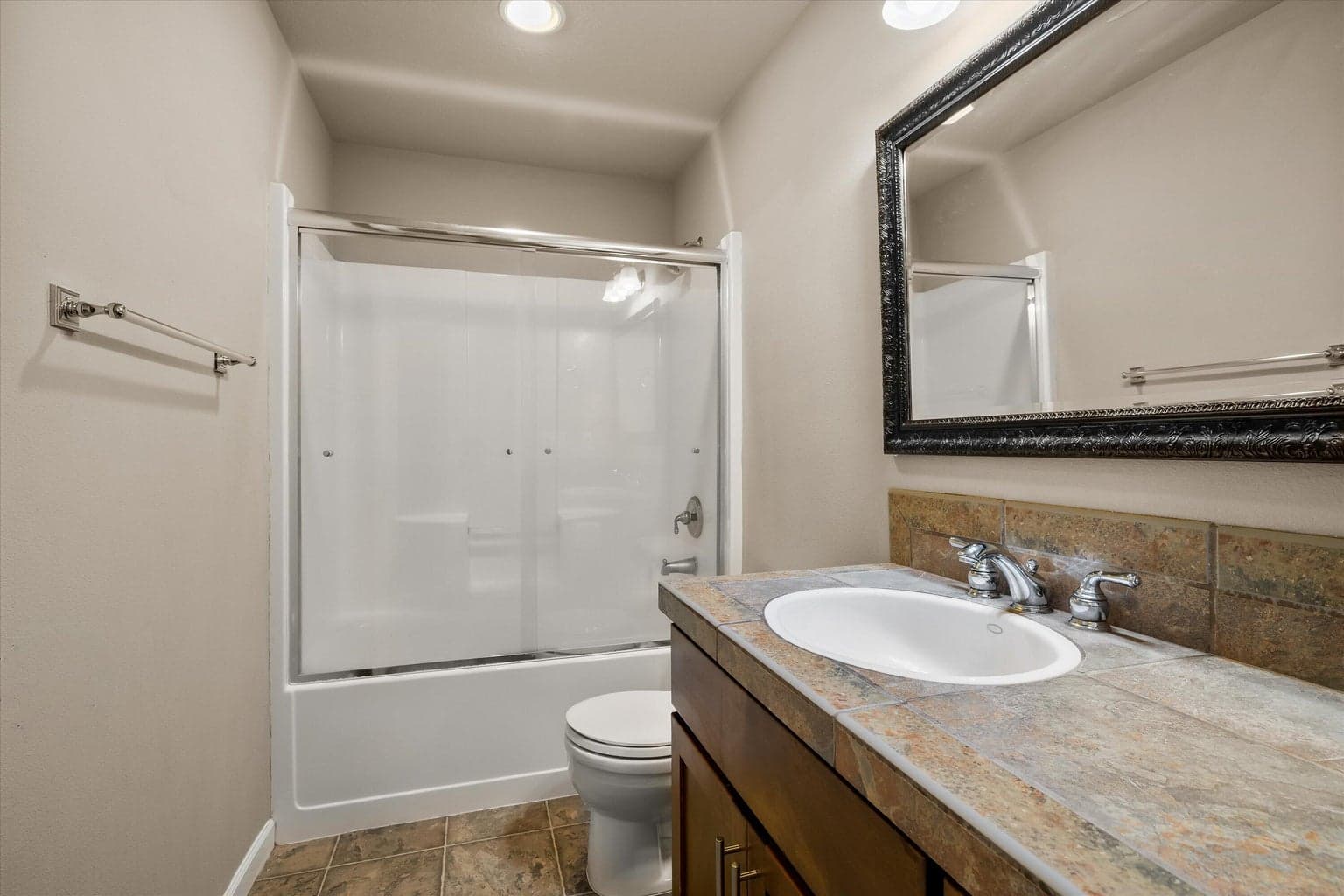 Photo of 20663 NE Sierra Drive 31 of 42