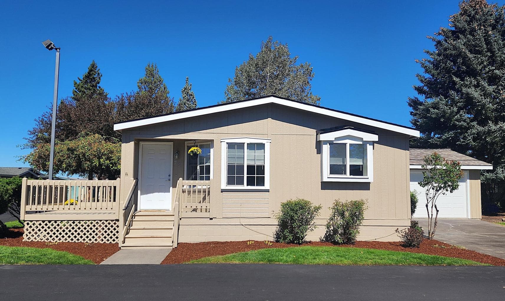 Come check out this wonderful home!