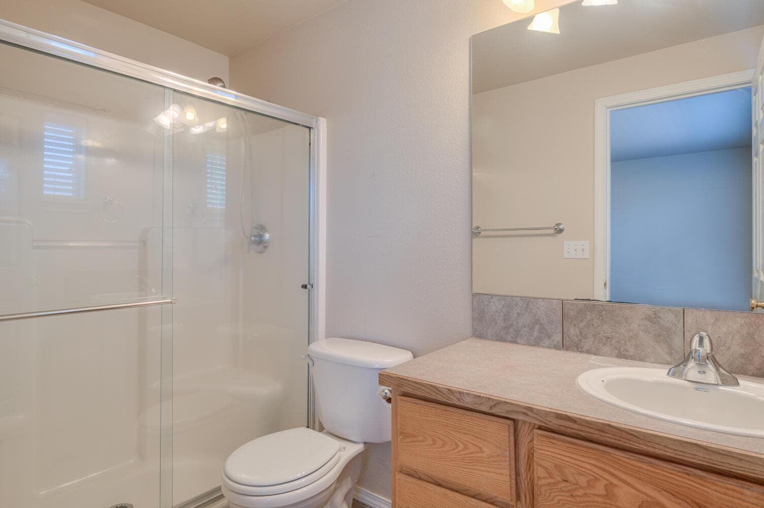 Photo of 3318 Hoona Drive 13 of 26