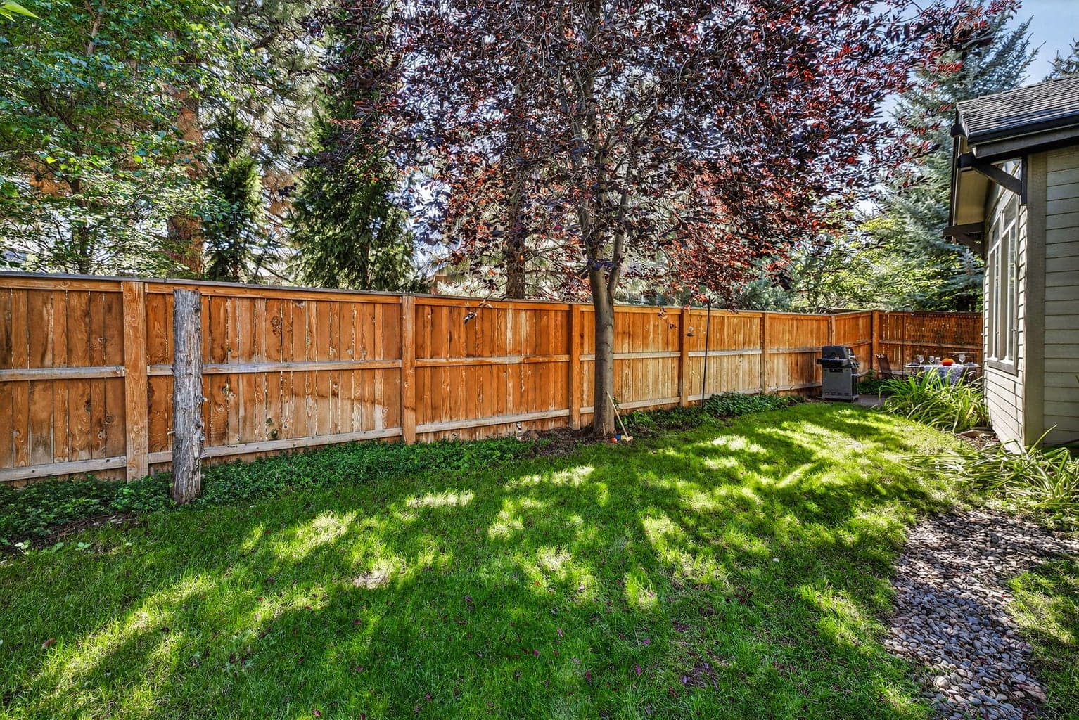 Photo of 19601 Hollygrape Street 33 of 39