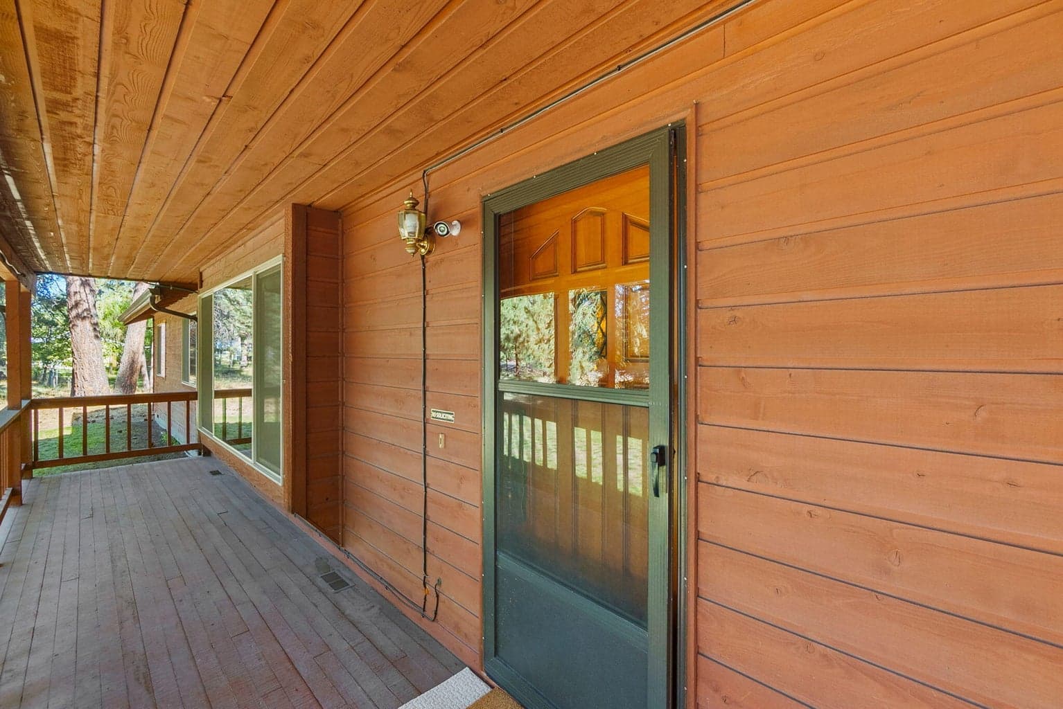 Photo of 19425 River Woods 4 of 83
