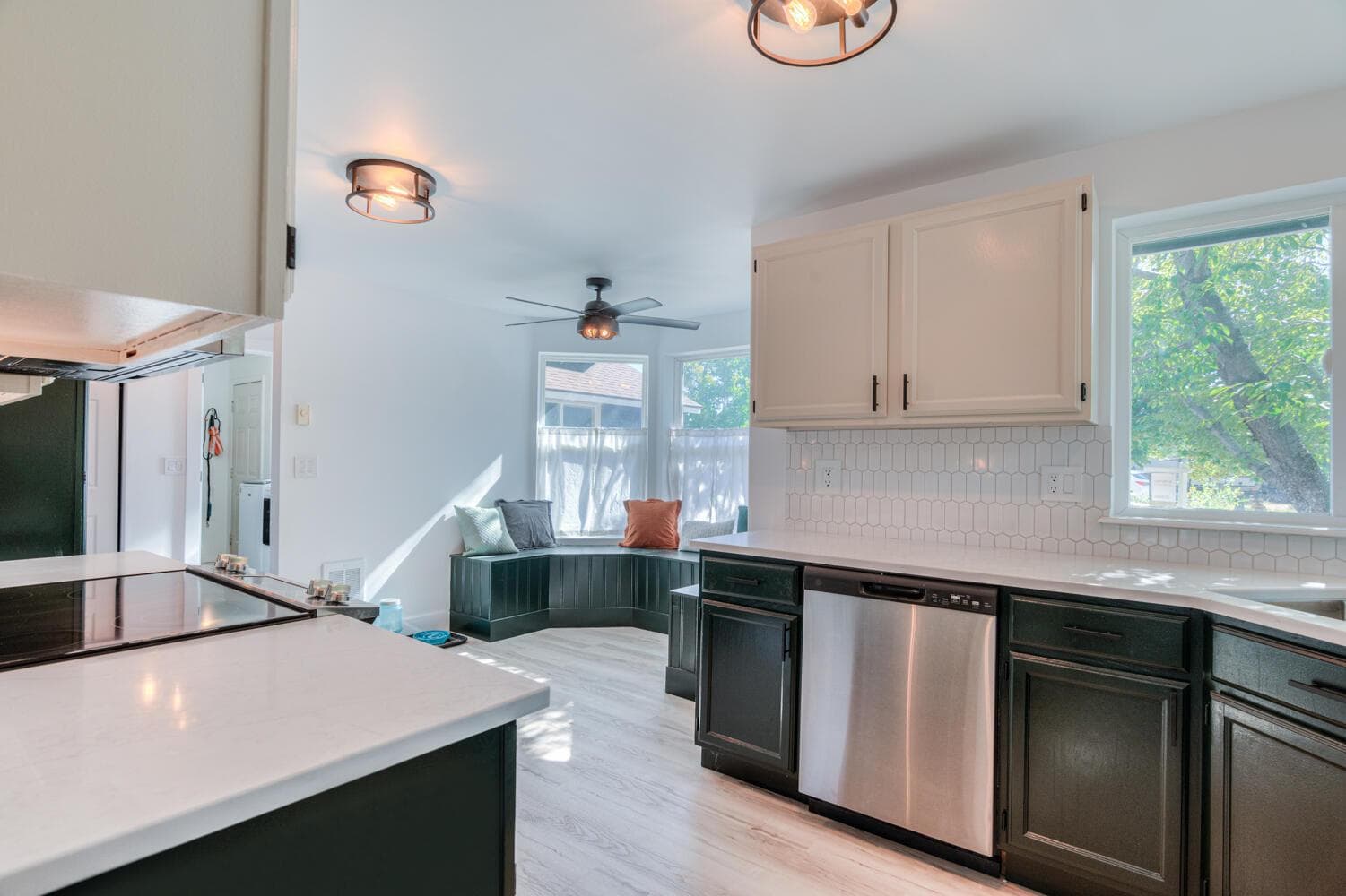 Photo of 2746 SW Reindeer Court 7 of 23