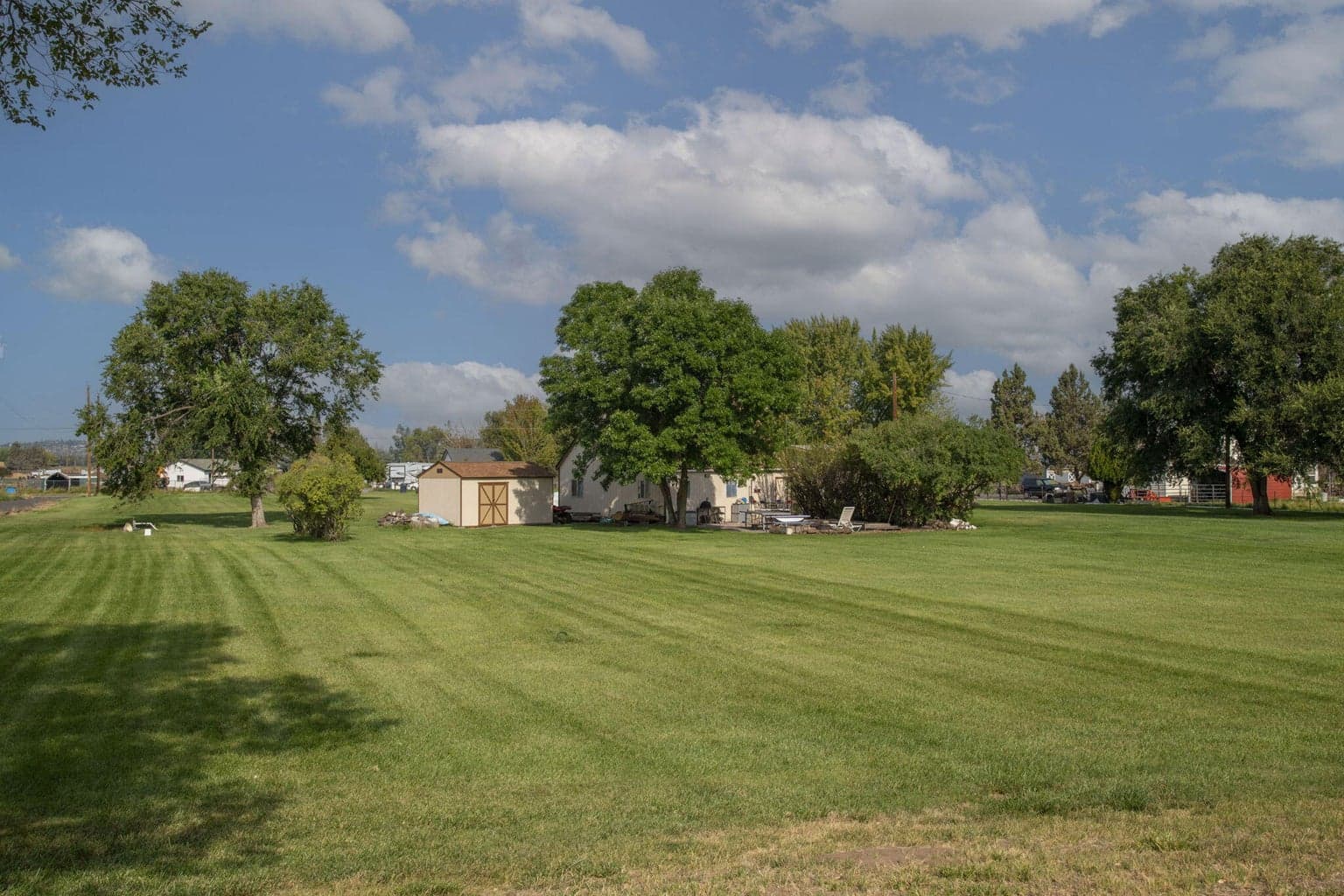 Photo of 3680 NE Walnut Drive 22 of 27