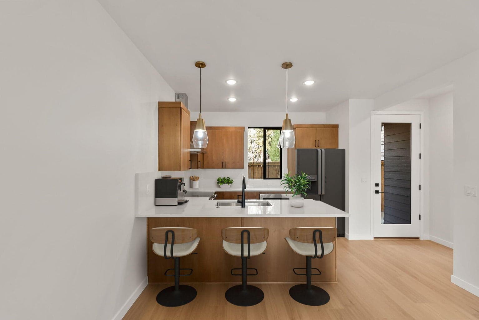 Gorgeous kitchen.
