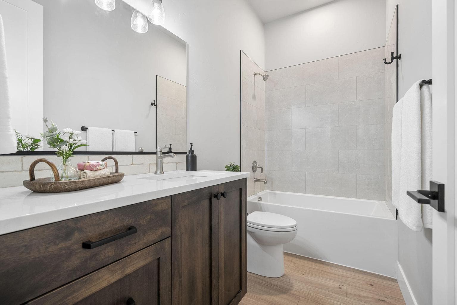 Photo of 3019 NW Polarstar Court 46 of 68