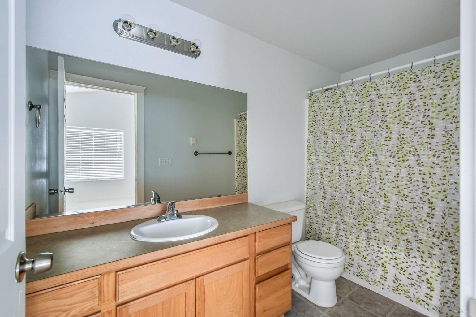 Photo of 878 SE Kristin Way 17 of 37