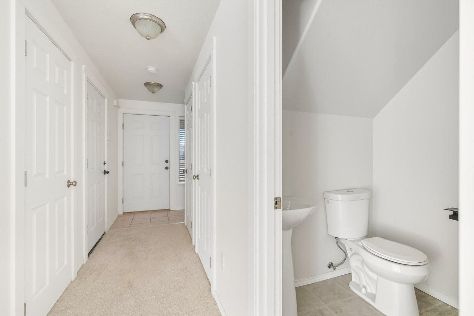Photo of 878 SE Kristin Way 27 of 37
