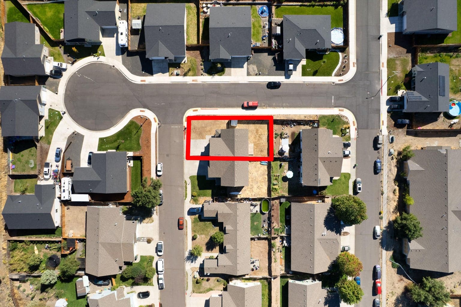 Photo of 878 SE Kristin Way 35 of 37