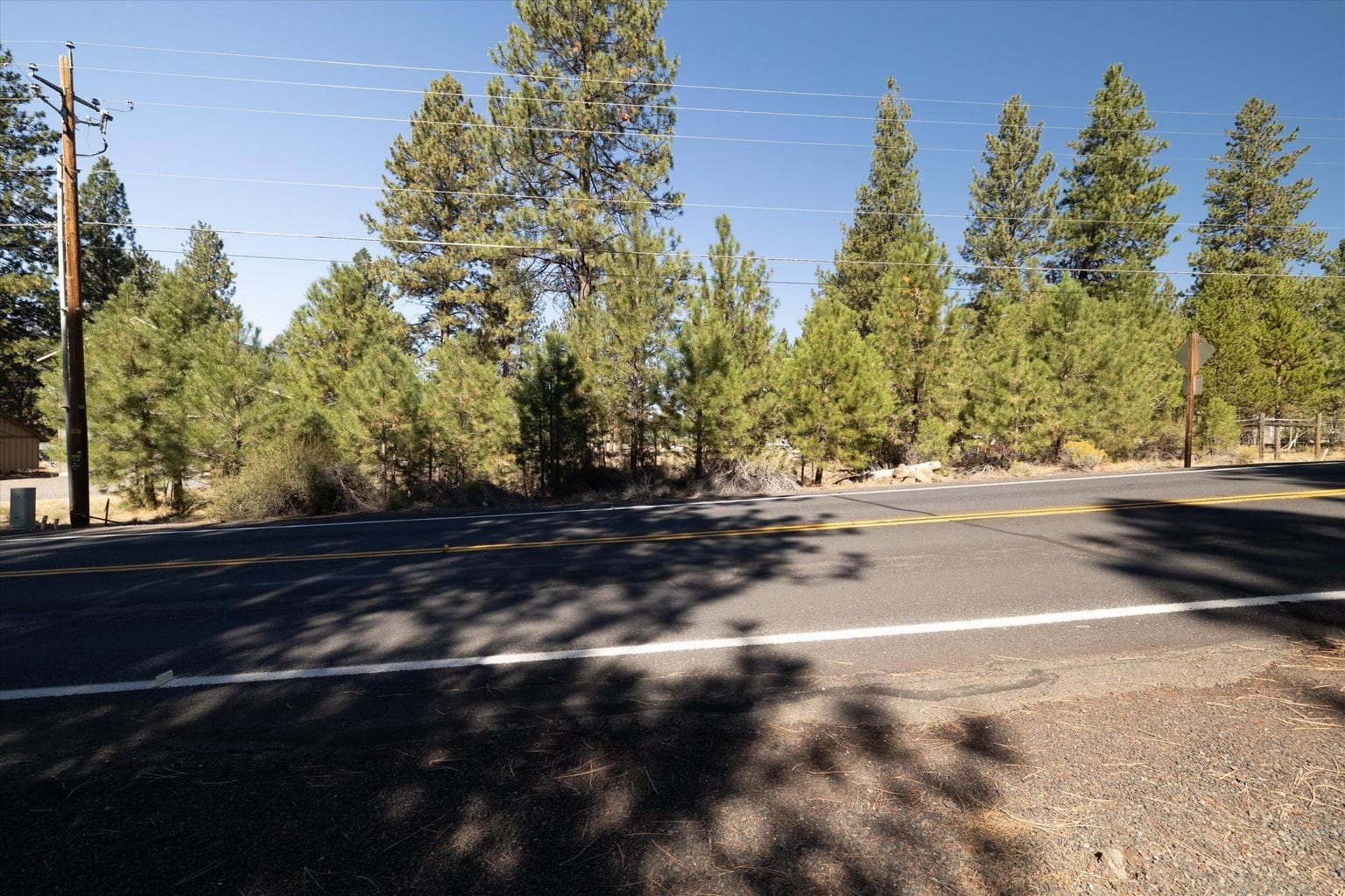 Photo of 60272 Cinder Butte Road 25 of 26