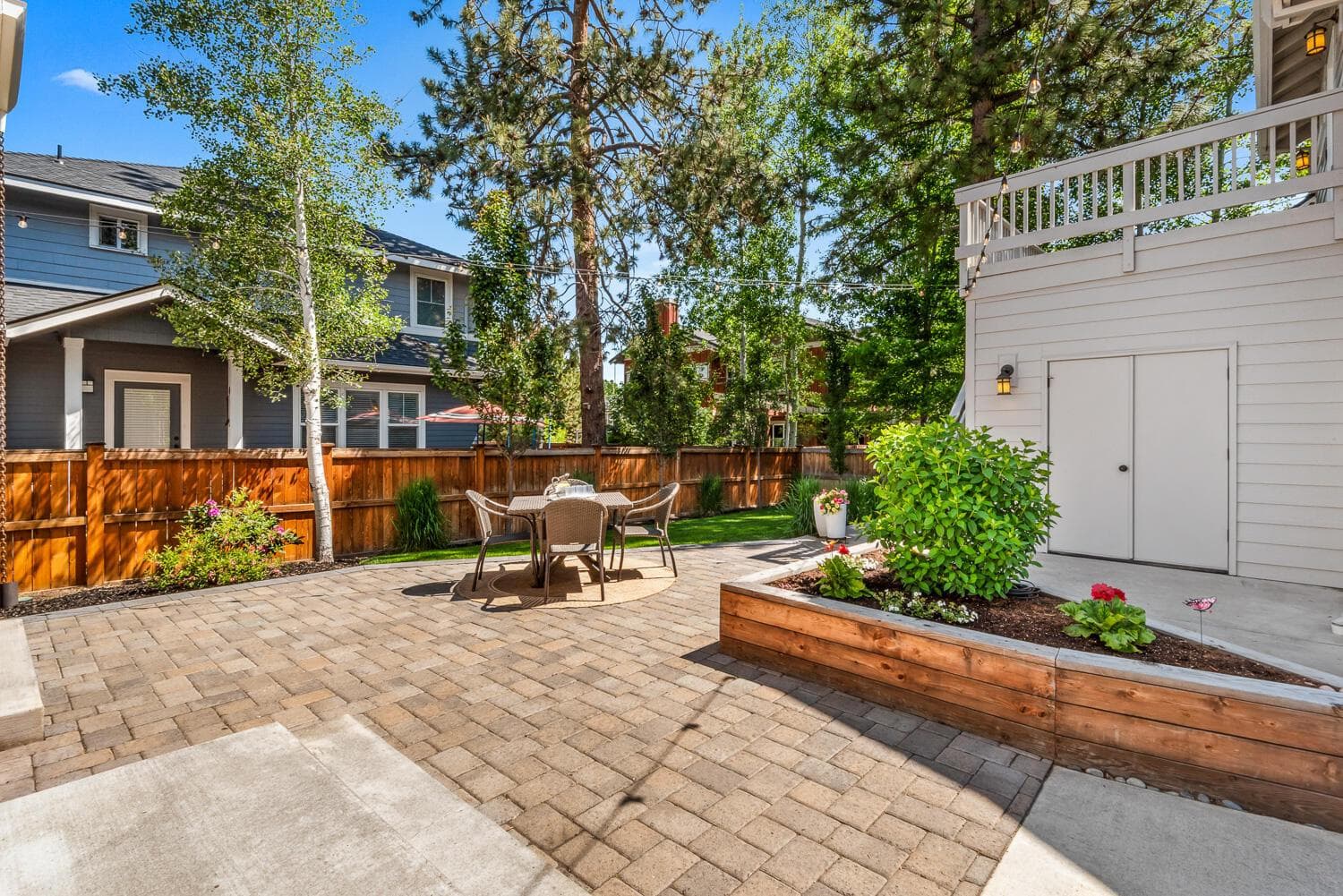 Photo of 2084 NW Shiraz Court 23 of 34