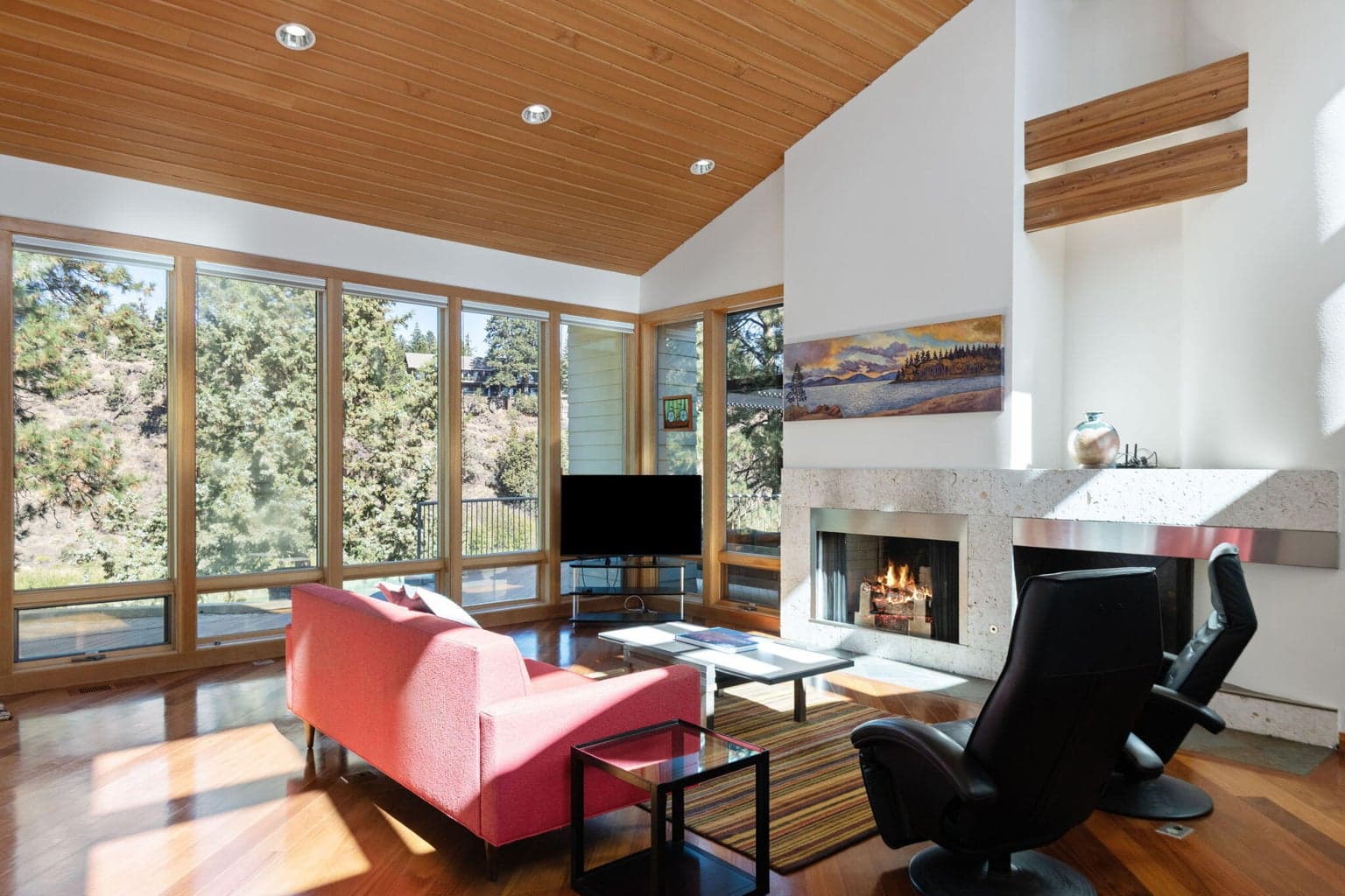 Photo of 2251 NW Lakeside Place 9 of 43