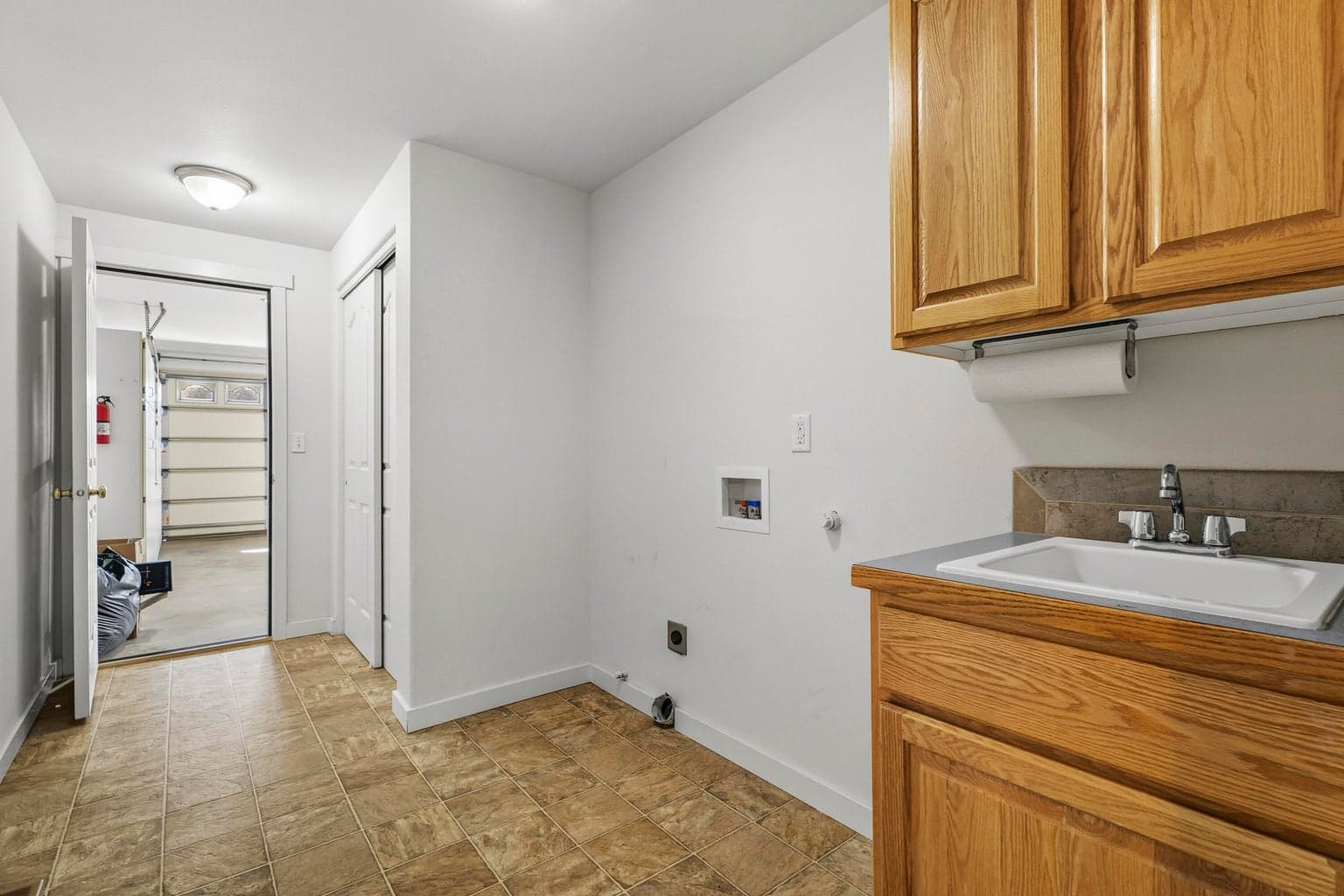 Photo of 2926 NW 19th Street 27 of 40