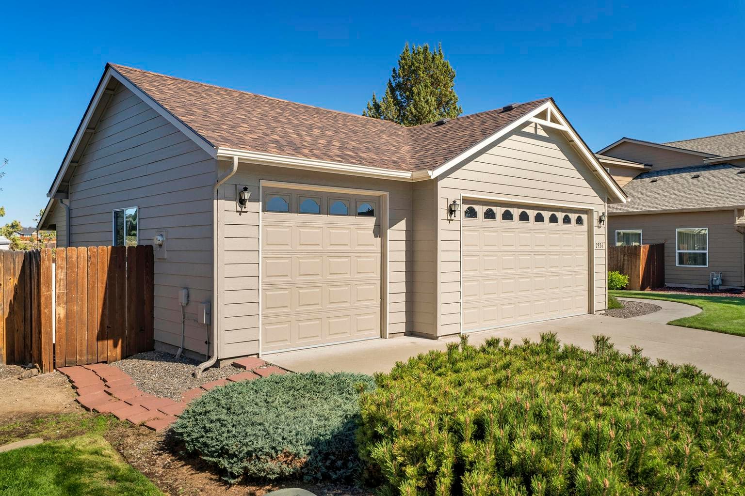 Photo of 2926 19th 4 of 40