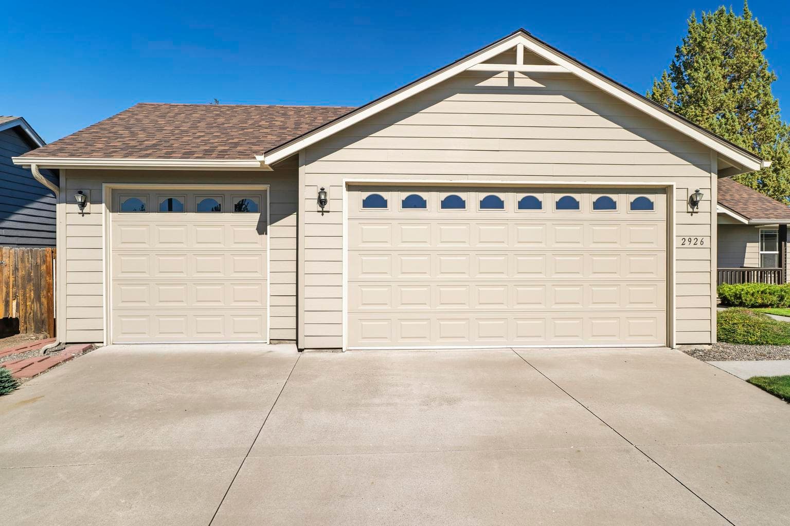 Photo of 2926 19th 3 of 40