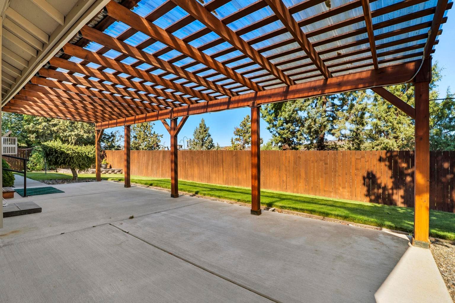 Photo of 2926 NW 19th Street 32 of 40
